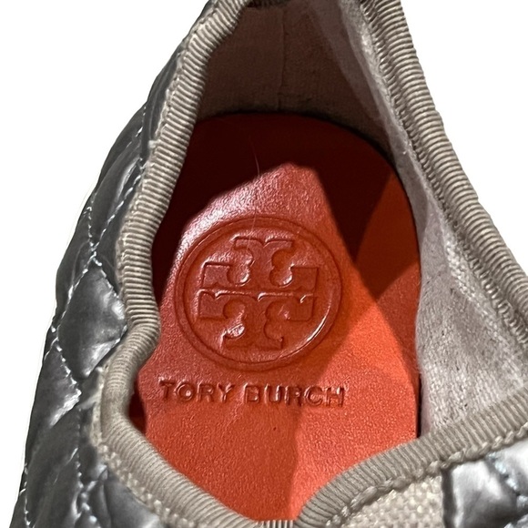 Tory Burch Gold Quilted Lace Up Cap Toe Sneakers Size 8.5 Women’s - Picture 9 of 10